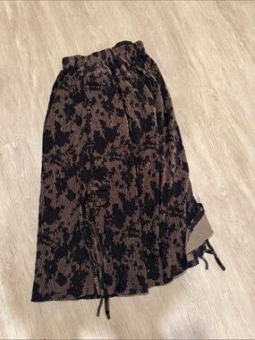 Brown and Black Patterned Pleated Midi Skirt